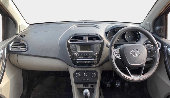 2018 Tata Tiago XZ PETROL, Petrol, Manual, 34,726 km, Dashboard