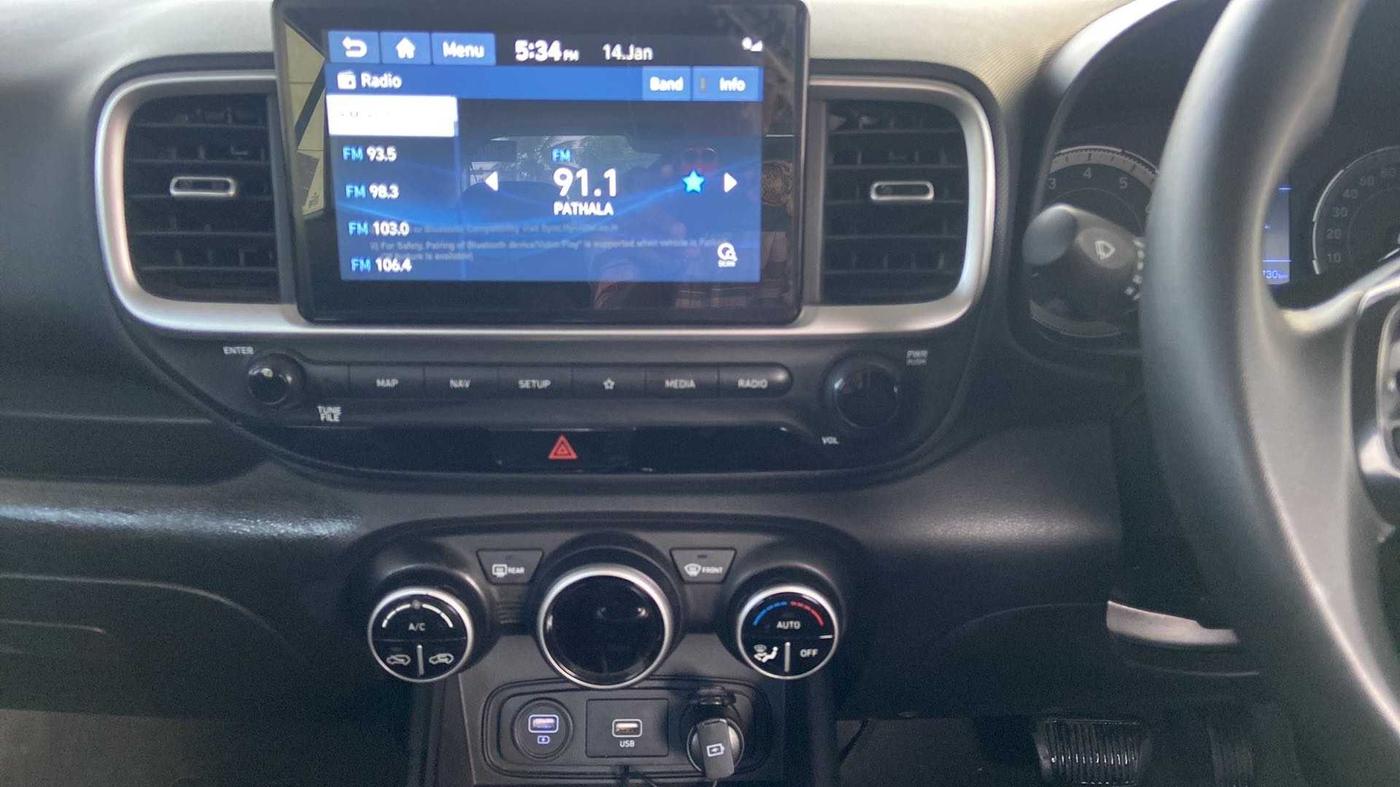 2019 Hyundai VENUE SX PLUS 1.0 TURBO DCT, Petrol, Automatic, 33,715 km, Air Conditioner