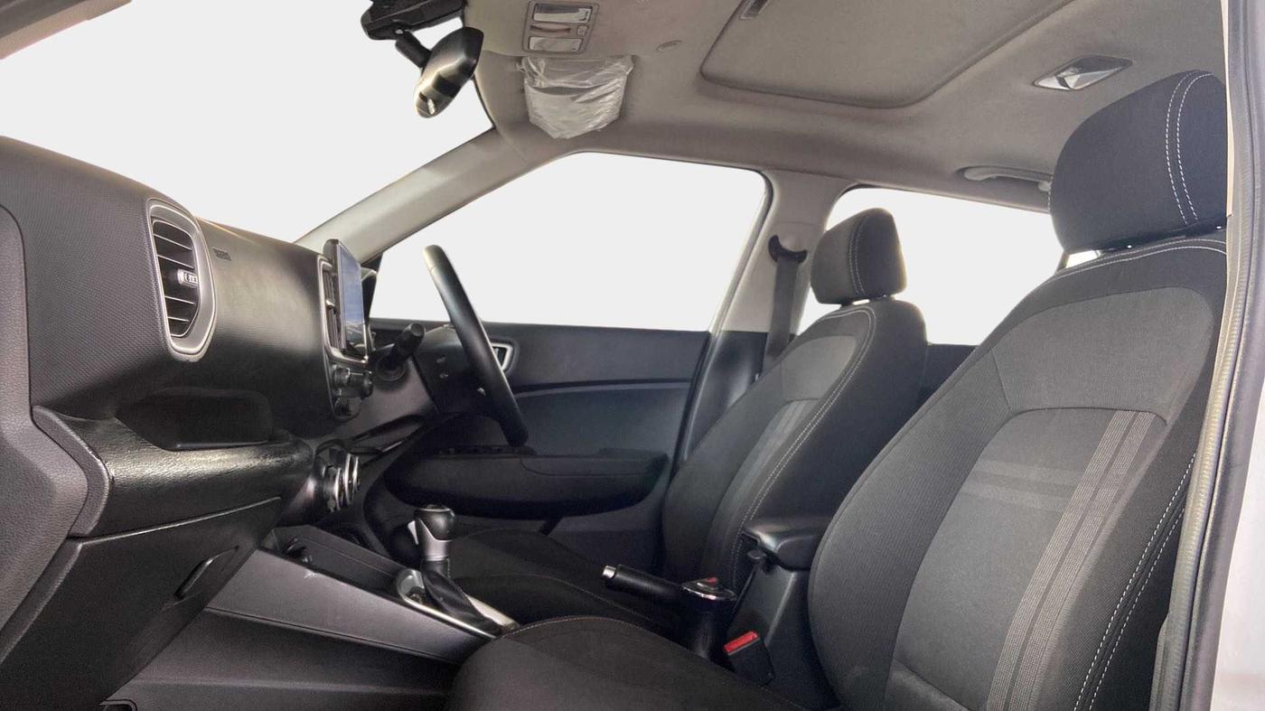 2019 Hyundai VENUE SX PLUS 1.0 TURBO DCT, Petrol, Automatic, 33,715 km, Right Side Front Door Cabin