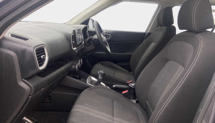 2019 Hyundai VENUE SX PLUS 1.0 TURBO DCT, Petrol, Automatic, 29,291 km, Right Side Front Door Cabin