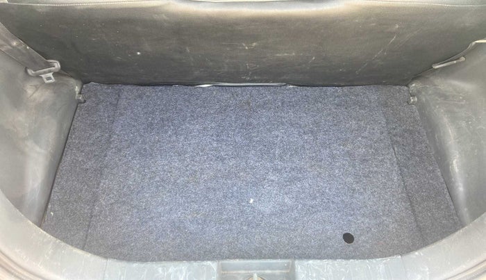 2016 Maruti Alto K10 VXI AMT, Petrol, Automatic, 67,145 km, Boot Inside