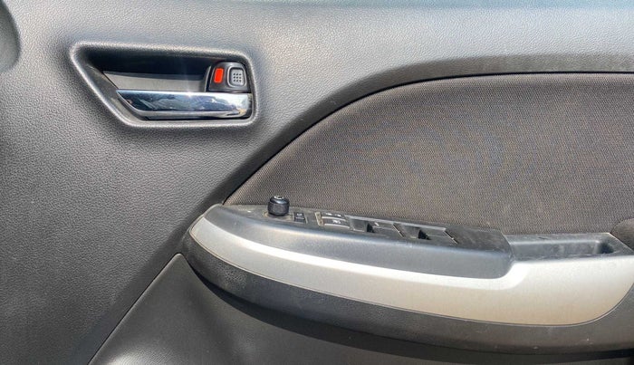 2017 Maruti Baleno ZETA CVT PETROL 1.2, Petrol, Automatic, 35,478 km, Driver Side Door Panels Control