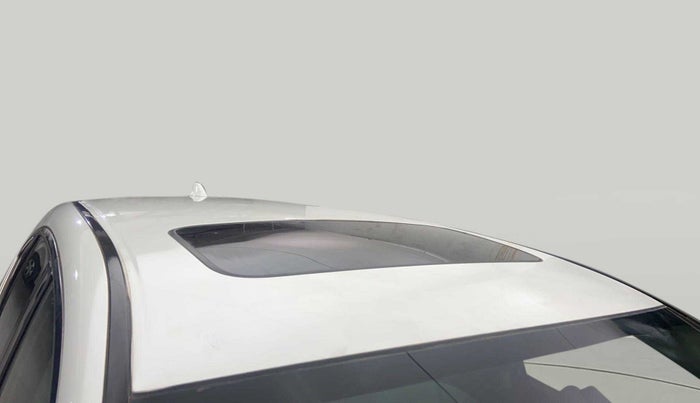 2017 Honda CRV 2.0L I-VTEC 2WD AT, CNG, Automatic, 43,824 km, Roof