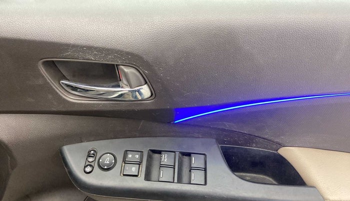 2017 Honda CRV 2.0L I-VTEC 2WD AT, CNG, Automatic, 43,824 km, Driver Side Door Panels Control