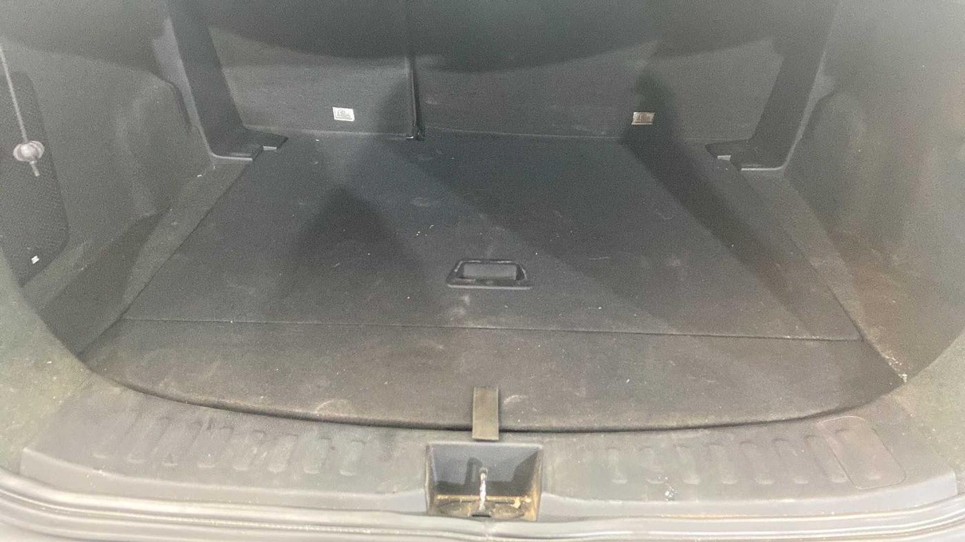 2021 Tata Harrier XZA PLUS 2.0L DUAL TONE, Diesel, Automatic, 34,543 km, Boot Inside
