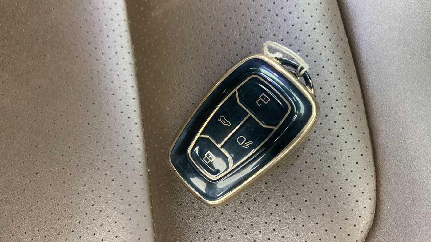 2021 Tata Harrier XZA PLUS 2.0L DUAL TONE, Diesel, Automatic, 34,543 km, Key Close Up