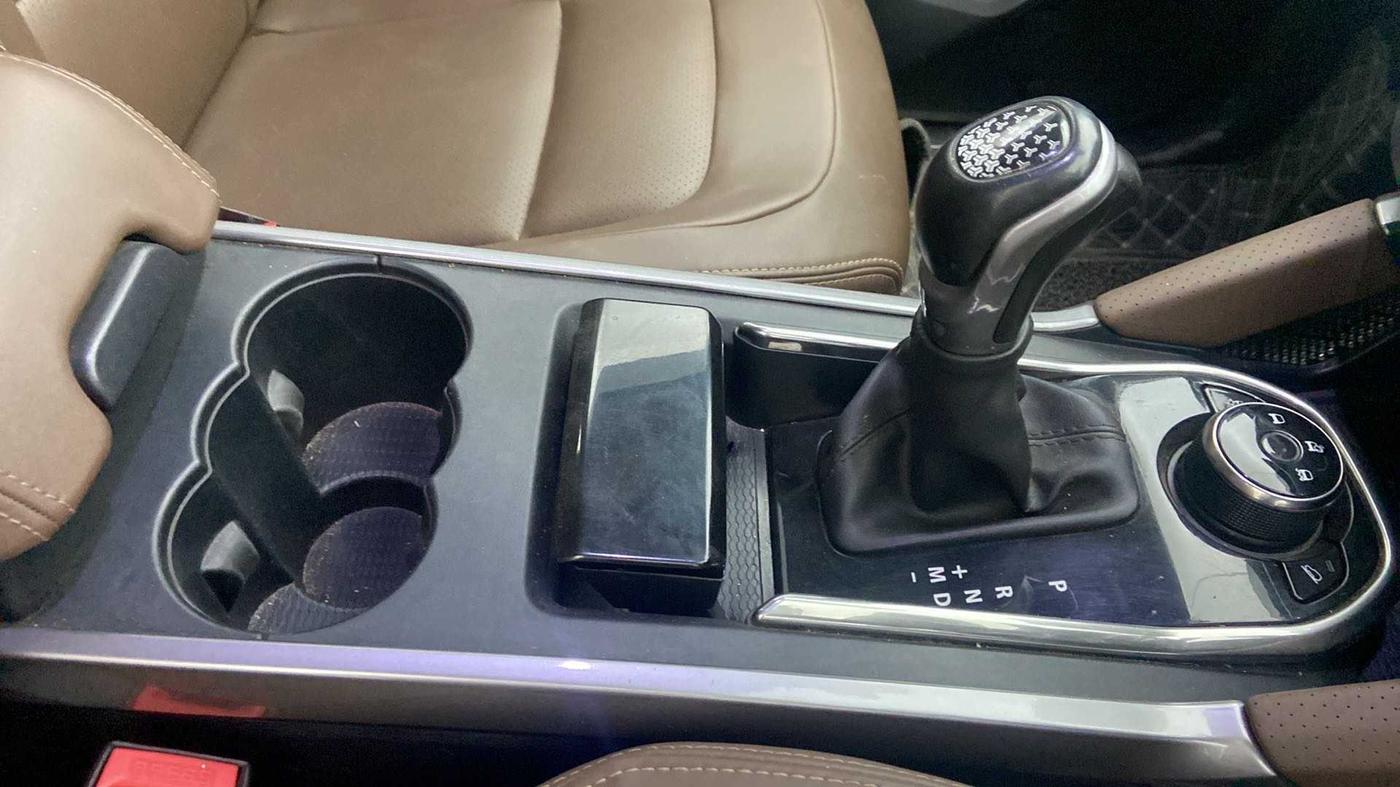2021 Tata Harrier XZA PLUS 2.0L DUAL TONE, Diesel, Automatic, 34,543 km, Gear Lever