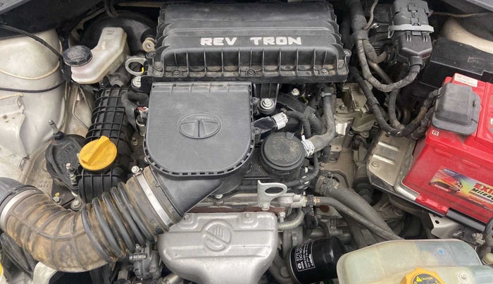 2017 Tata Tiago XTA PETROL, Petrol, Automatic, 32,714 km, Open Bonet
