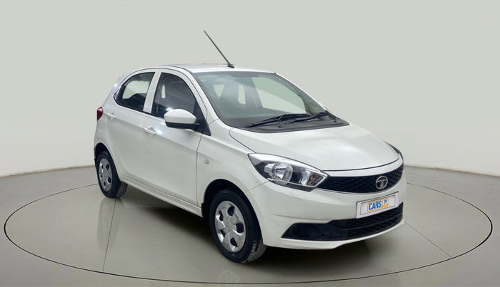2017 Tata Tiago XTA PETROL, Petrol, Automatic, 32,714 km, Right Front Diagonal