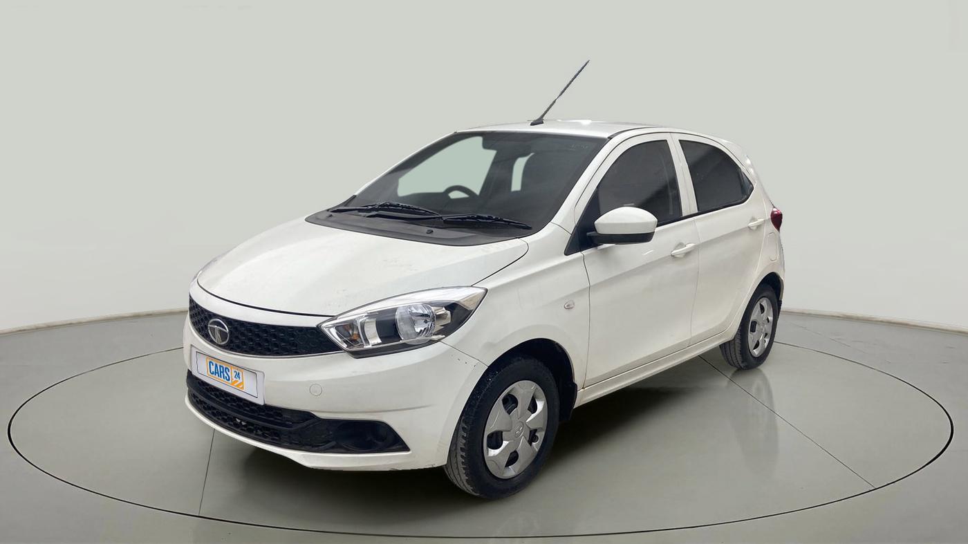 2017 Tata Tiago XTA PETROL, Petrol, Automatic, 32,714 km, Left Front Diagonal