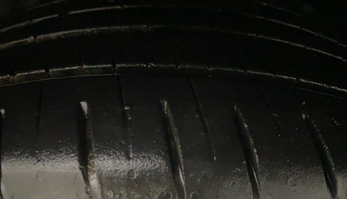 2021 Tata ALTROZ XZ PLUS PETROL DARK EDITION, Petrol, Manual, 71,669 km, Left Front Tyre Tread