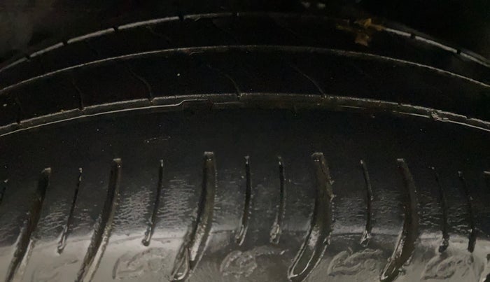 2021 Tata ALTROZ XZ PLUS PETROL DARK EDITION, Petrol, Manual, 71,669 km, Left Rear Tyre Tread