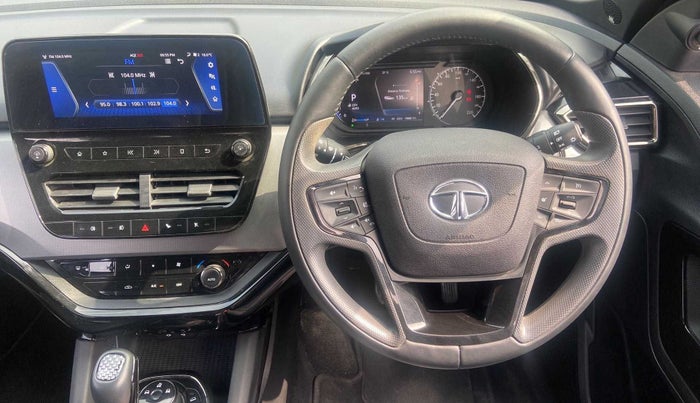 2022 Tata Safari XZA PLUS DARK EDITION, Diesel, Automatic, 16,420 km, Steering Wheel Close Up