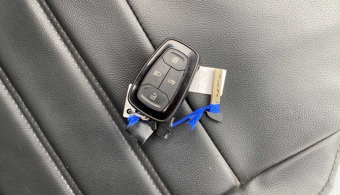 2021 Tata ALTROZ XZ PETROL, Petrol, Manual, 57,776 km, Key Close Up