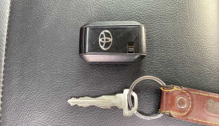 2020 Toyota Glanza V CVT, Petrol, Automatic, 29,371 km, Key Close Up