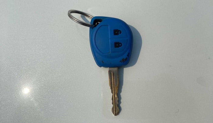 2012 Maruti Swift Dzire VDI, Diesel, Manual, 96,364 km, Key Close Up