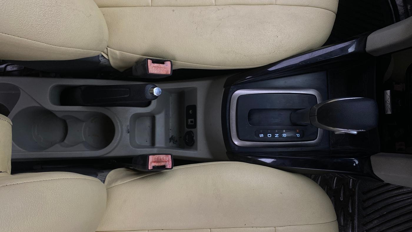 2013 Ford Ecosport TITANIUM 1.5L PETROL AT, Petrol, Automatic, 95,208 km, Gear Lever