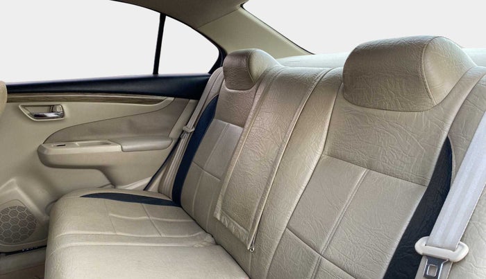 2018 Maruti Ciaz DELTA 1.5 SHVS MT PETROL, Petrol, Manual, 76,907 km, Right Side Rear Door Cabin