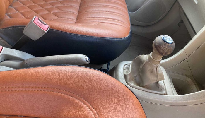 2015 Maruti Ertiga ZDI, Diesel, Manual, 95,465 km, Gear Lever