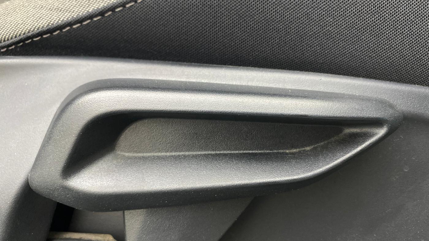 2025 Tata Tiago XZ PLUS PETROL, Petrol, Manual, 10,056 km, Driver Side Adjustment Panel