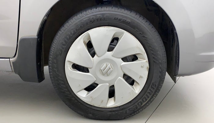 2017 Maruti Celerio ZXI AMT (O), Petrol, Automatic, 85,695 km, Right Front Wheel