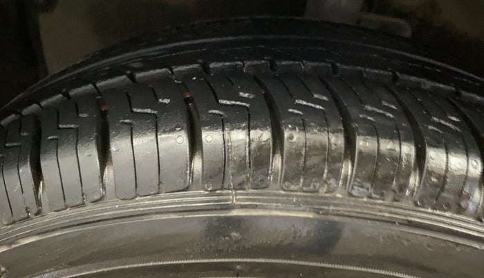 2019 Maruti Celerio ZXI AMT, Petrol, Automatic, 50,192 km, Left Front Tyre Tread