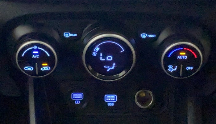 2019 Hyundai VENUE SX 1.0 TURBO, Petrol, Manual, 10,889 km, Automatic Climate Control
