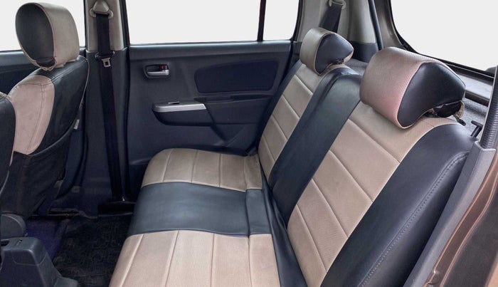 2012 Maruti Wagon R 1.0 VXI, Petrol, Manual, 66,588 km, Right Side Rear Door Cabin
