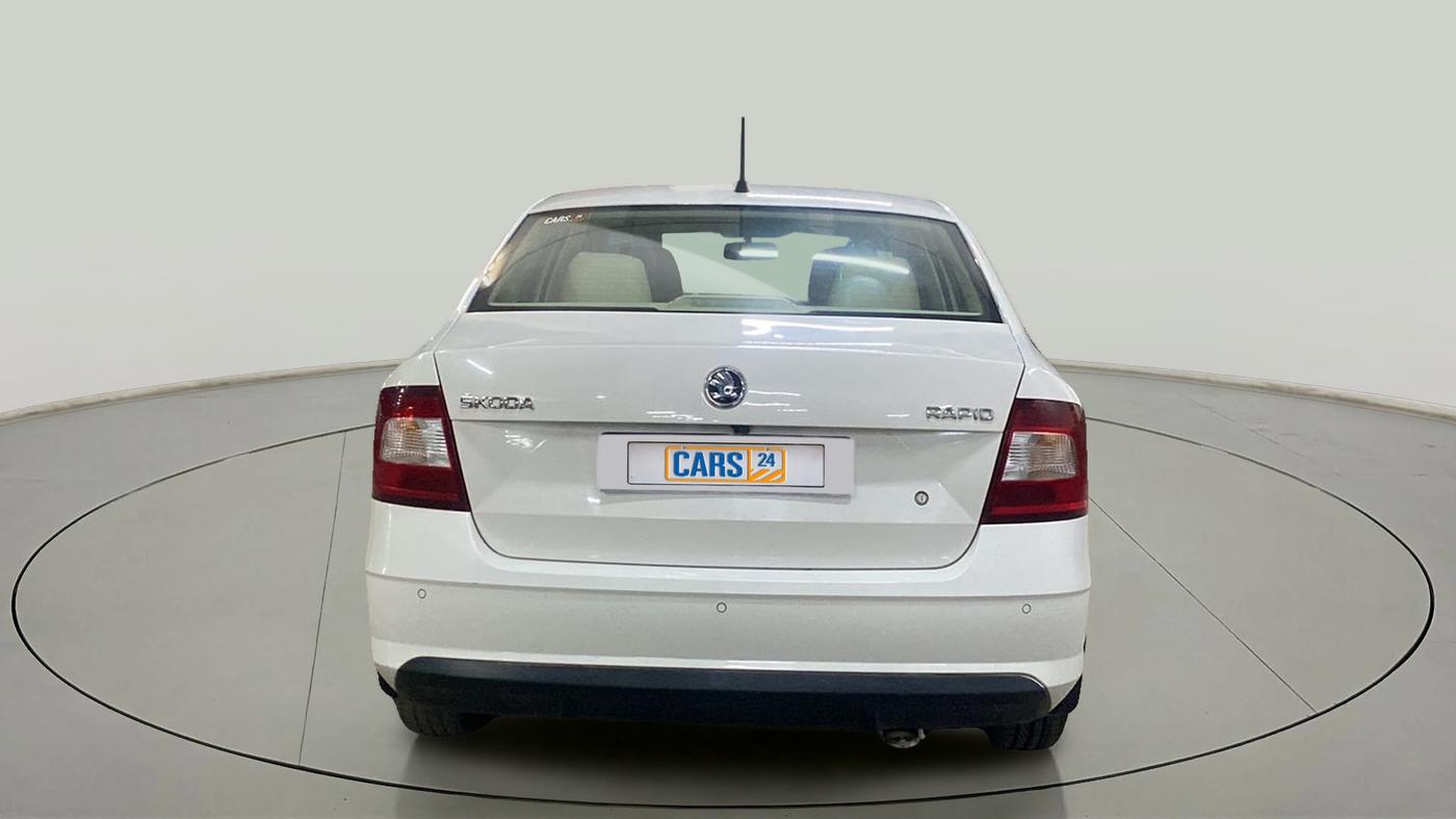 2019 Skoda Rapid AMBITION 1.6 MPI MT, Petrol, Manual, 16,394 km, Back/Rear