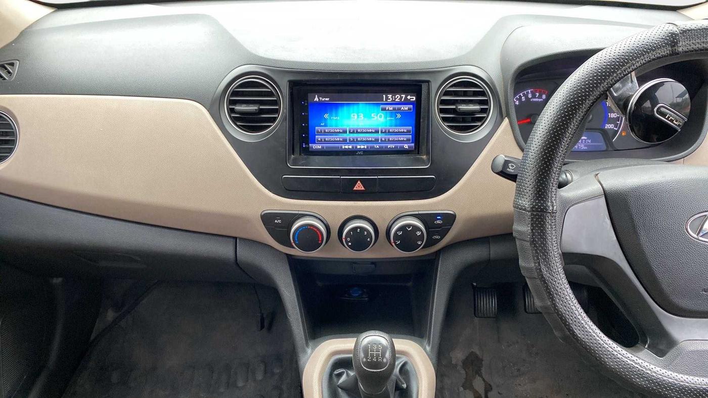 2017 Hyundai Grand i10 MAGNA 1.2 KAPPA VTVT, Petrol, Manual, 14,433 km, Air Conditioner