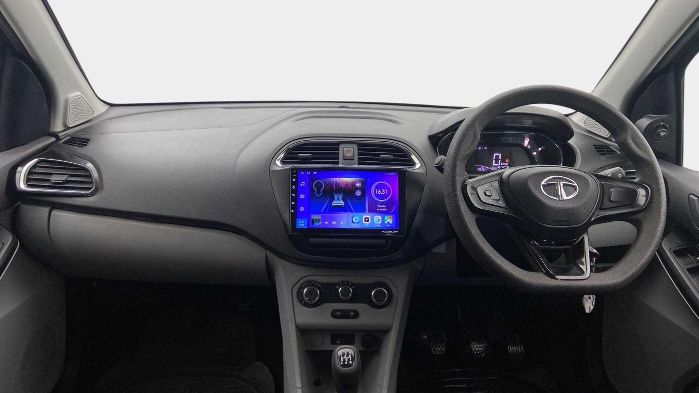 2022 Tata Tiago XT PETROL, Petrol, Manual, 13,733 km, Dashboard