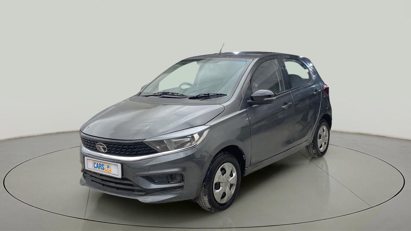 2022 Tata Tiago XT PETROL, Petrol, Manual, 13,733 km, Left Front Diagonal