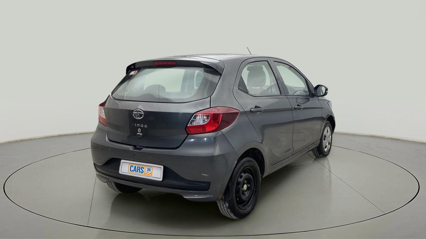2022 Tata Tiago XT PETROL, Petrol, Manual, 13,733 km, Right Back Diagonal