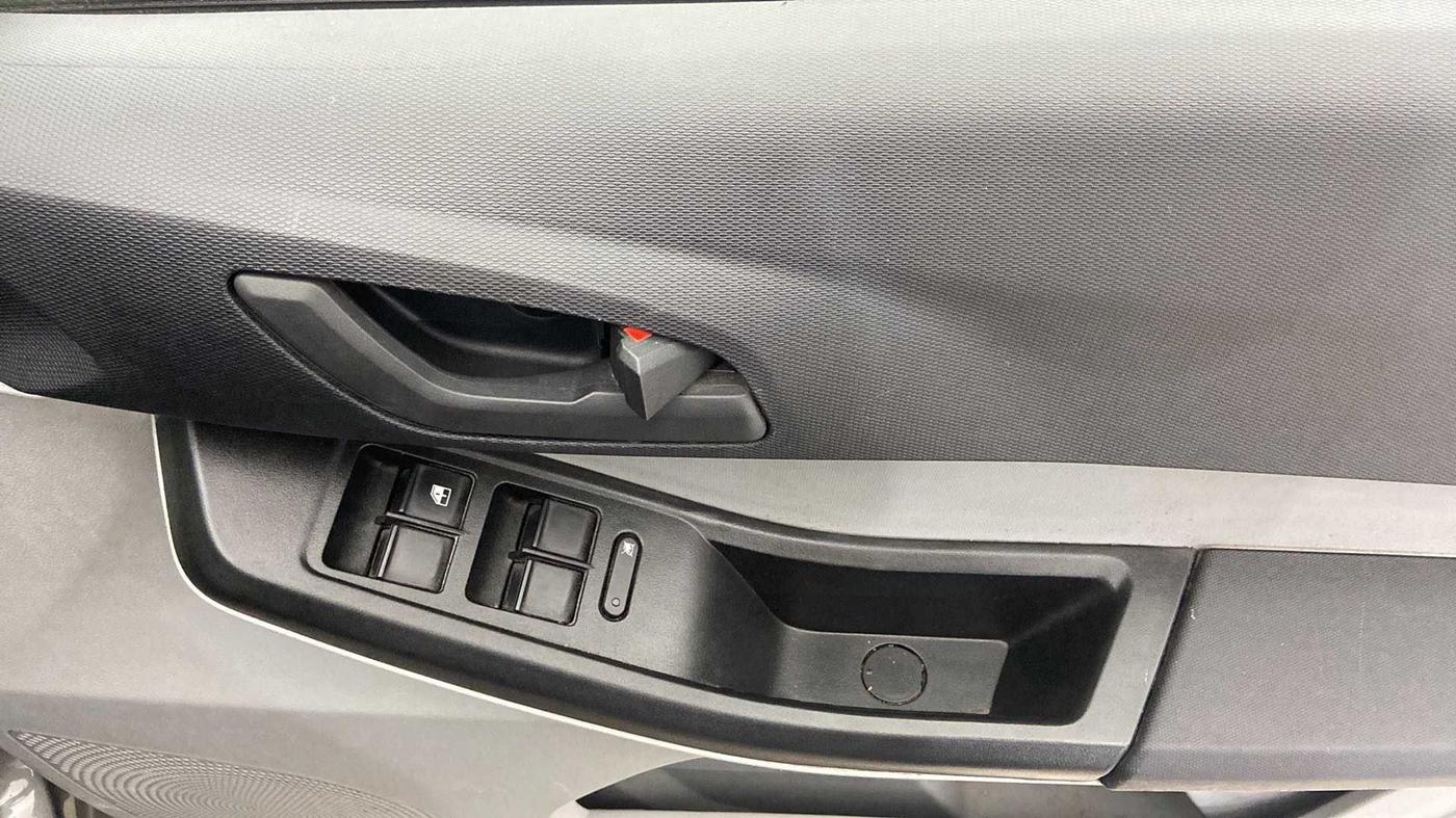 2022 Tata Tiago XT PETROL, Petrol, Manual, 13,733 km, Driver Side Door Panels Control
