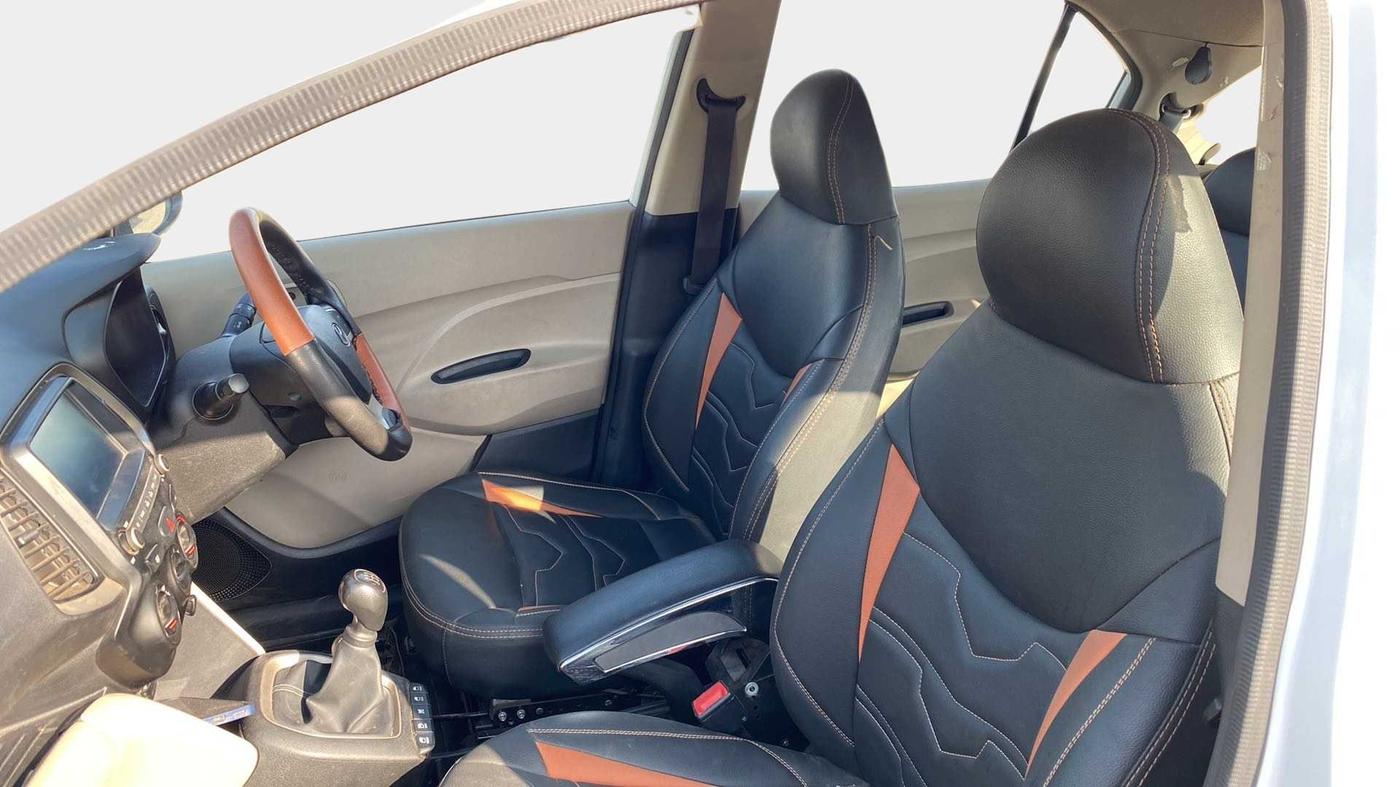 2019 Hyundai NEW SANTRO SPORTZ MT, Petrol, Manual, 40,091 km, Right Side Front Door Cabin