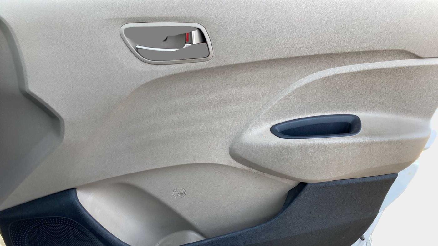 2019 Hyundai NEW SANTRO SPORTZ MT, Petrol, Manual, 40,091 km, Driver Side Door Panels Control