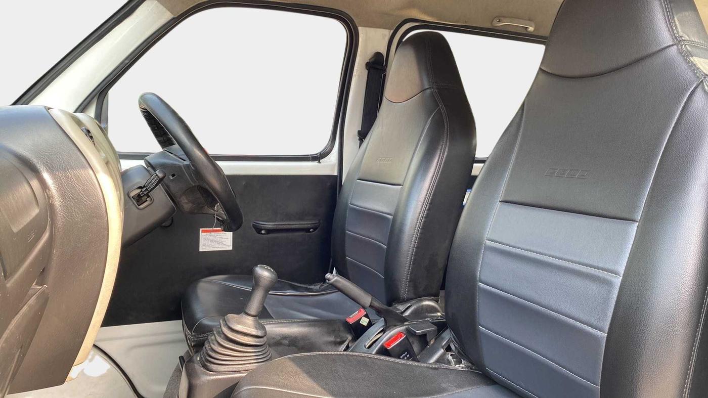 2022 Maruti Eeco 5 STR AC CNG (O), CNG, Manual, 31,899 km, Right Side Front Door Cabin