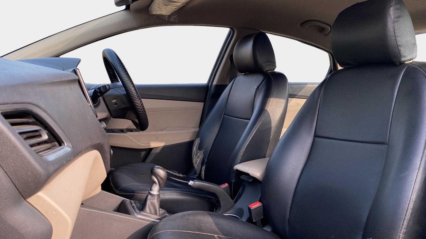 2020 Hyundai Verna S PLUS 1.5 CRDI, Diesel, Manual, 47,740 km, Right Side Front Door Cabin
