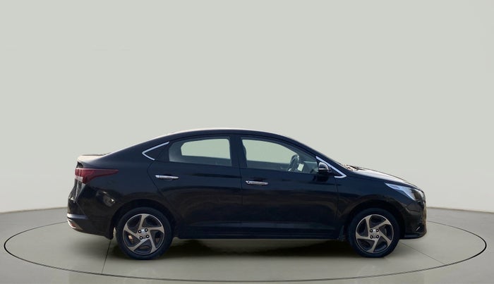 2020 Hyundai Verna S PLUS 1.5 CRDI, Diesel, Manual, 47,740 km, Right Side View