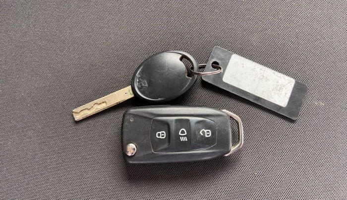 2020 Tata Tiago XZA PLUS PETROL, Petrol, Automatic, 58,904 km, Key Close Up