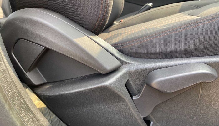 2019 Ford FREESTYLE TITANIUM PLUS 1.2 PETROL, Petrol, Manual, 12,777 km, Driver Side Adjustment Panel