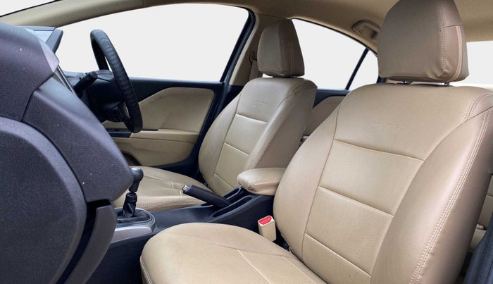 2021 Honda City 1.5L I-VTEC V MT 4TH GEN, Petrol, Manual, 28,852 km, Right Side Front Door Cabin