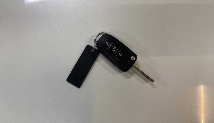 2022 Tata Tiago XZA PLUS PETROL, Petrol, Automatic, 20,023 km, Key Close Up