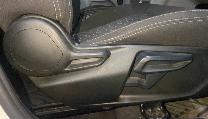 2022 Tata Tiago XZA PLUS PETROL, Petrol, Automatic, 20,023 km, Driver Side Adjustment Panel