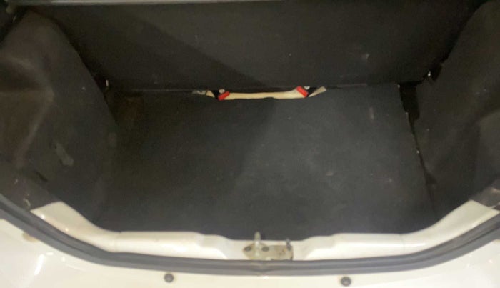 2022 Tata Tiago XZA PLUS PETROL, Petrol, Automatic, 20,023 km, Boot Inside