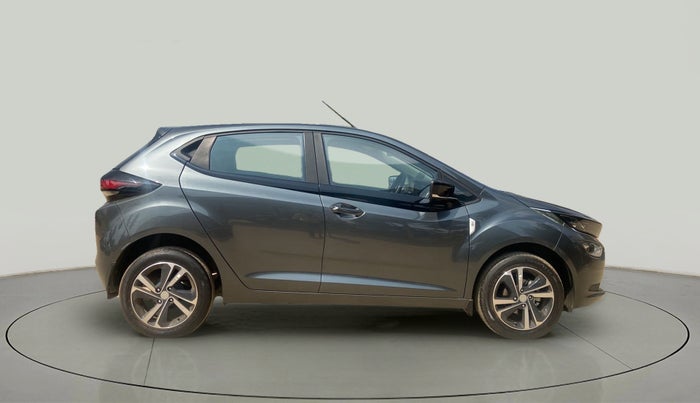 2022 Tata ALTROZ XZA, Petrol, Automatic, 6,131 km, Right Side View