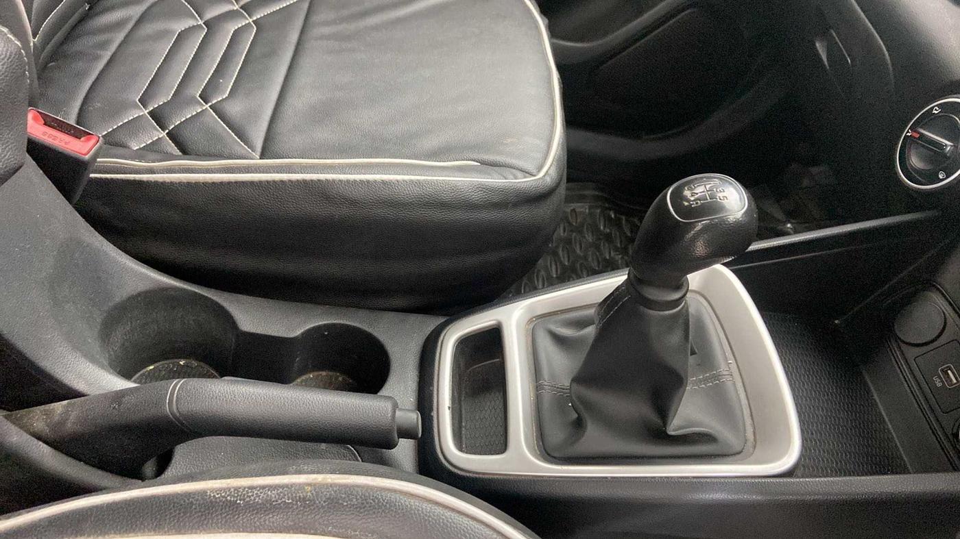 2019 Hyundai VENUE S 1.2, Petrol, Manual, 55,280 km, Gear Lever