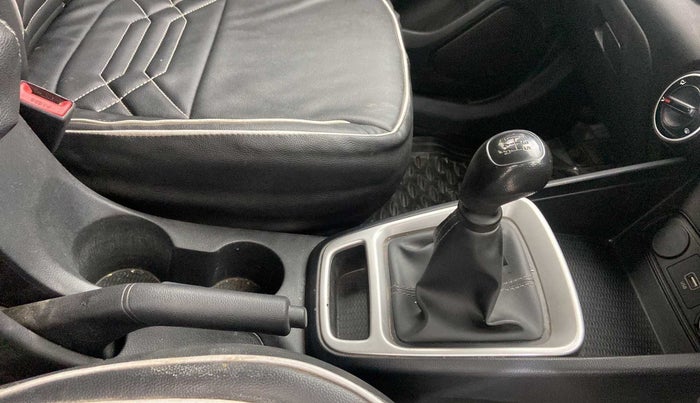2019 Hyundai VENUE S 1.2, Petrol, Manual, 55,280 km, Gear Lever