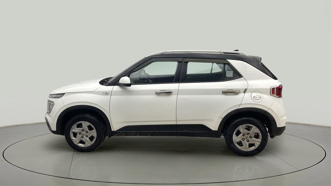 2019 Hyundai VENUE S 1.2, Petrol, Manual, 55,280 km, Left Side