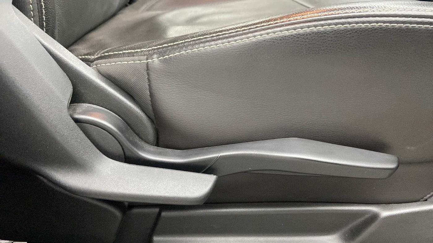 2019 Maruti XL6 ALPHA AT, Petrol, Automatic, 19,696 km, Driver Side Adjustment Panel